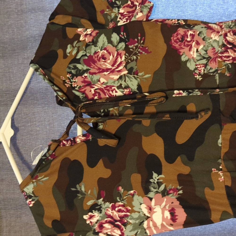 Romper - Picture 5 of 5